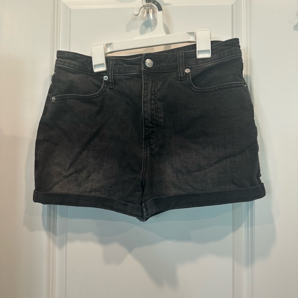 Wild fable size 8/29R black highest rise shorts